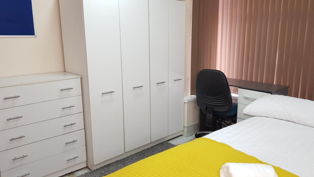 Double Ensuite Rooms Near City Centre Birmingham Exterior photo