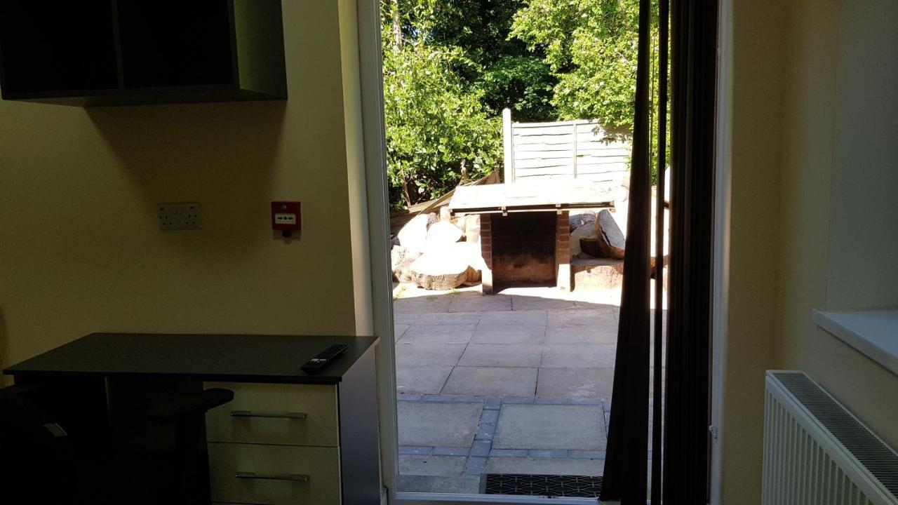 Double Ensuite Rooms Near City Centre Birmingham Exterior photo