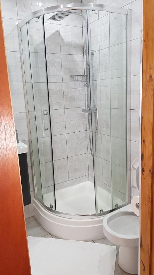 Double Ensuite Rooms Near City Centre Birmingham Exterior photo