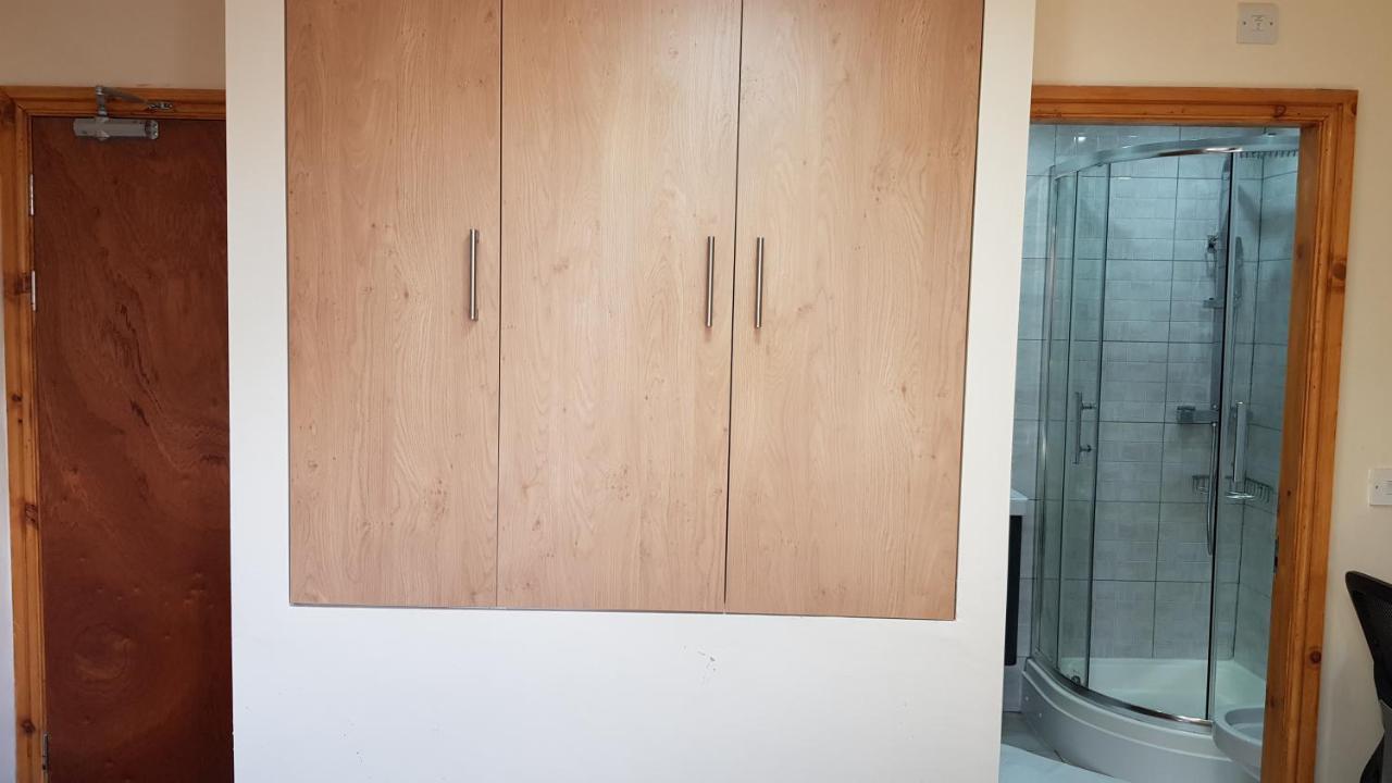 Double Ensuite Rooms Near City Centre Birmingham Exterior photo
